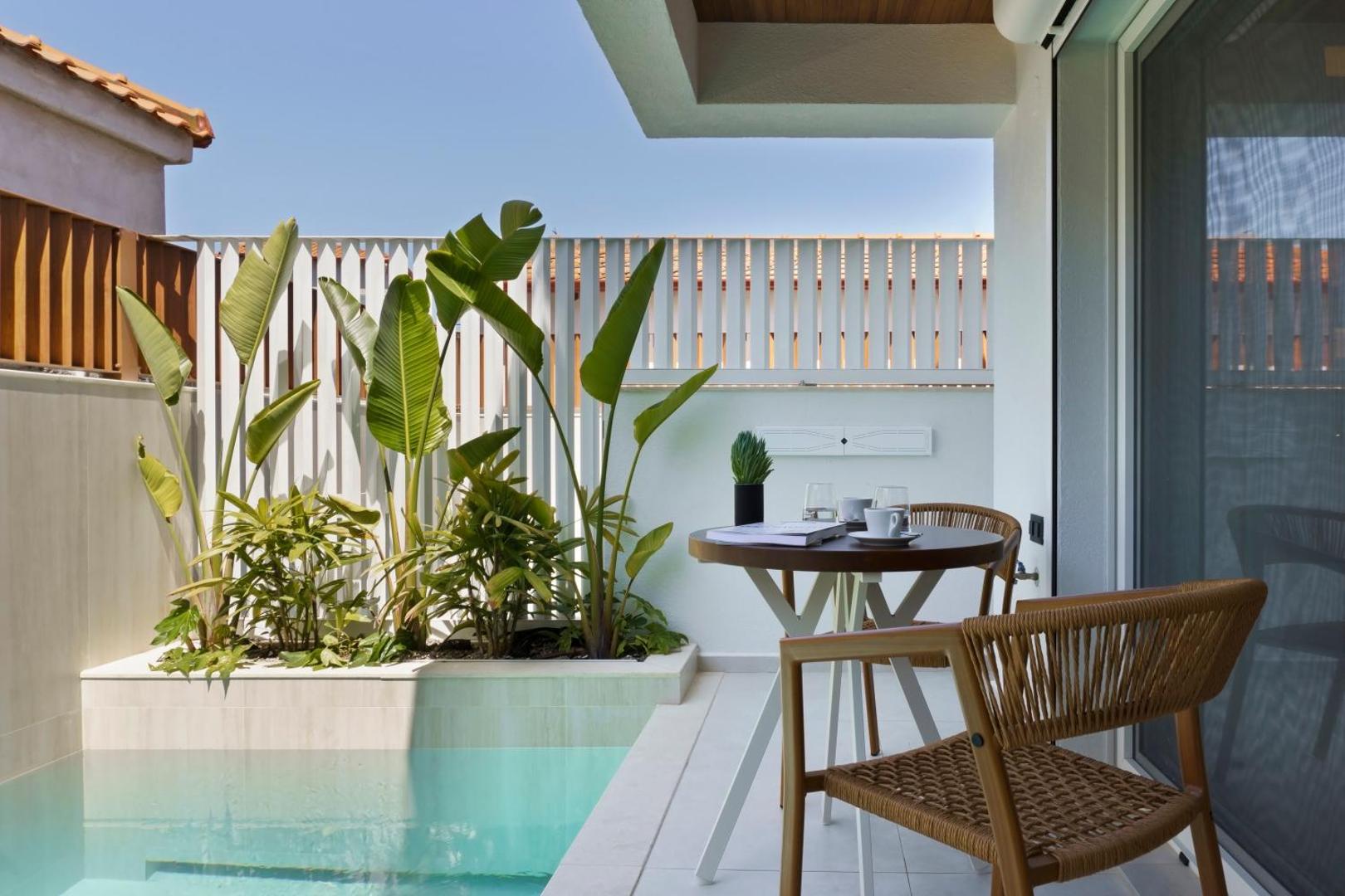 Palm Boutique Suites 2