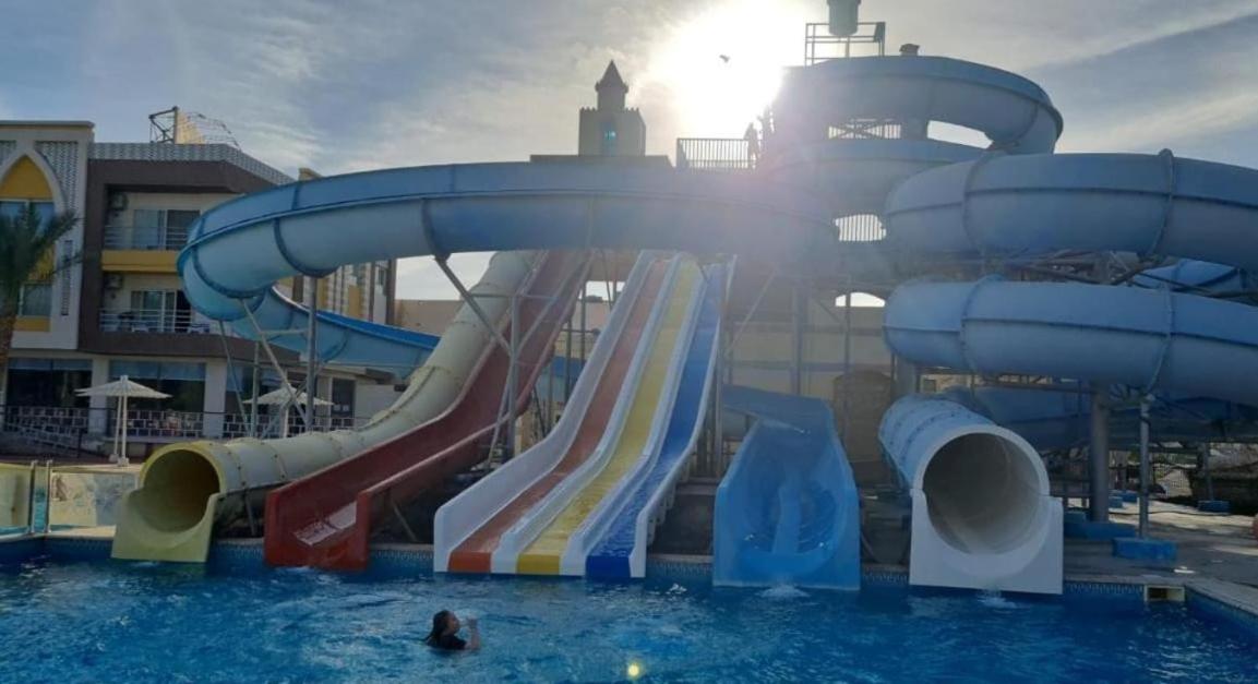 Mirage Bay Resort & Aqua Park - LA VISTA 1