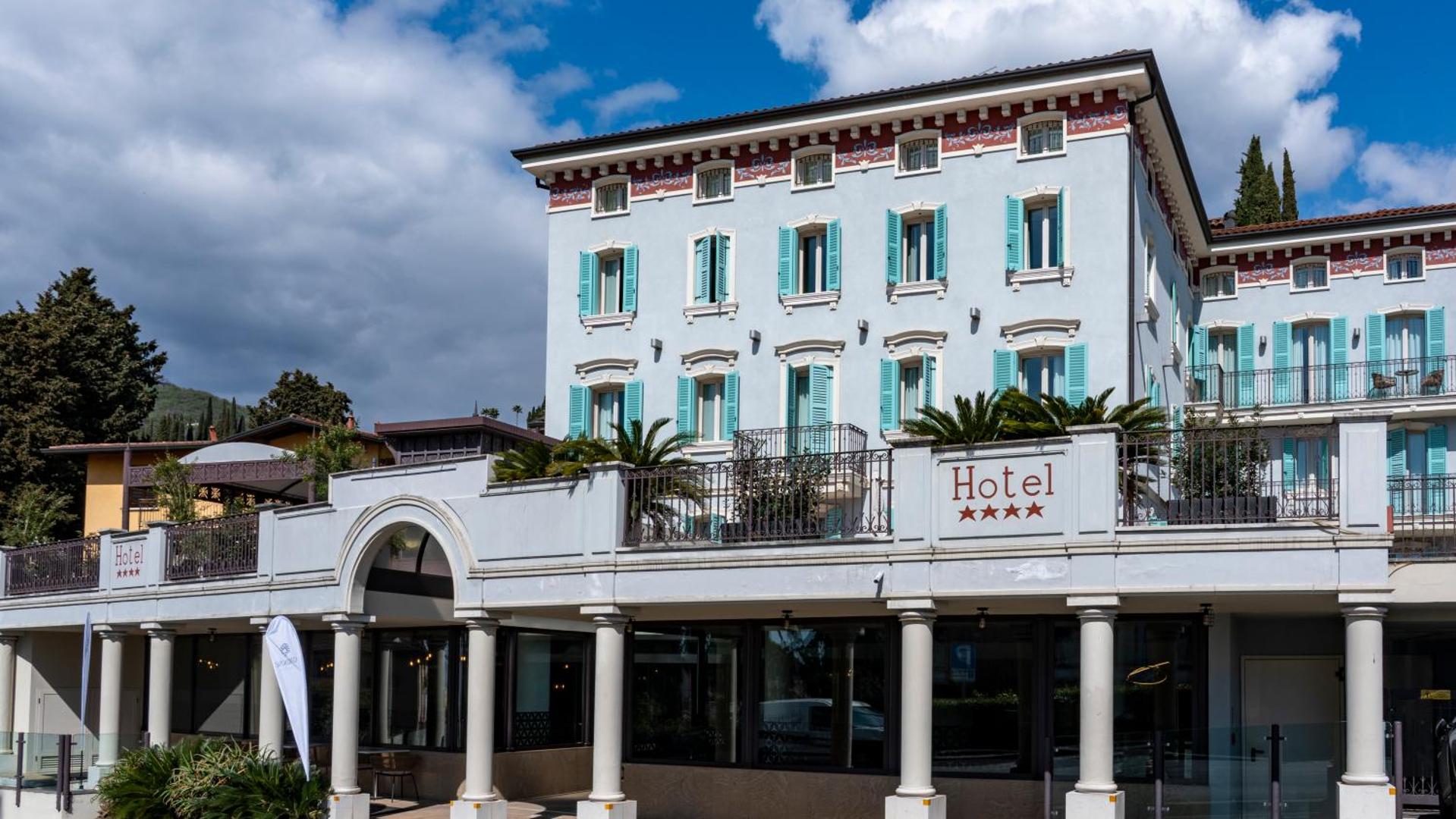 Gardone Palace Hotel 1