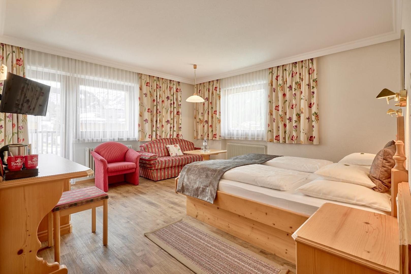 Hotel Appartement Roggal 7