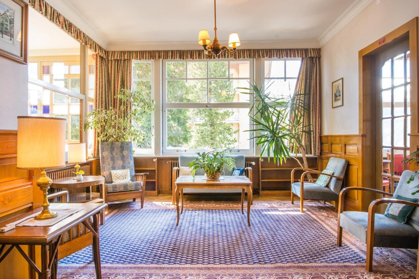 Historic Hotel Falken 6