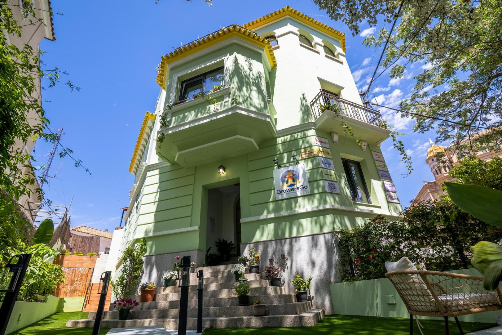 Growers Boutique Huelva 3
