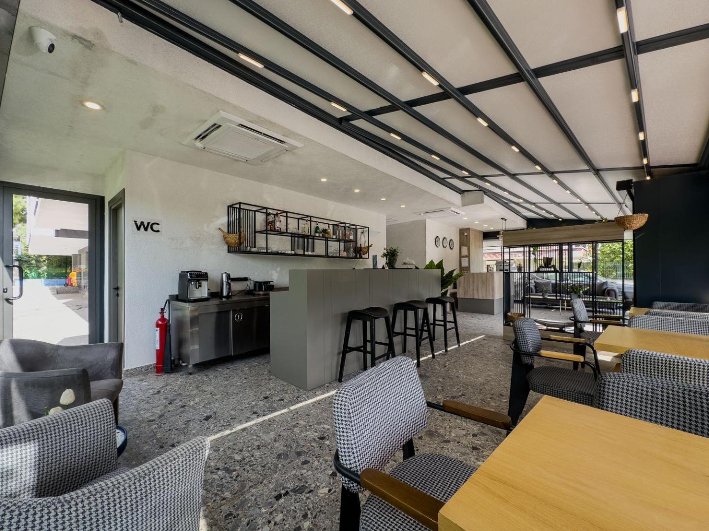 Leaf River Suites 6