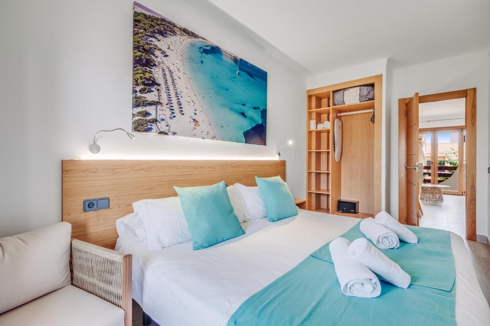 Apartamentos Estanques, Colònia de Sant Jordi ... 5