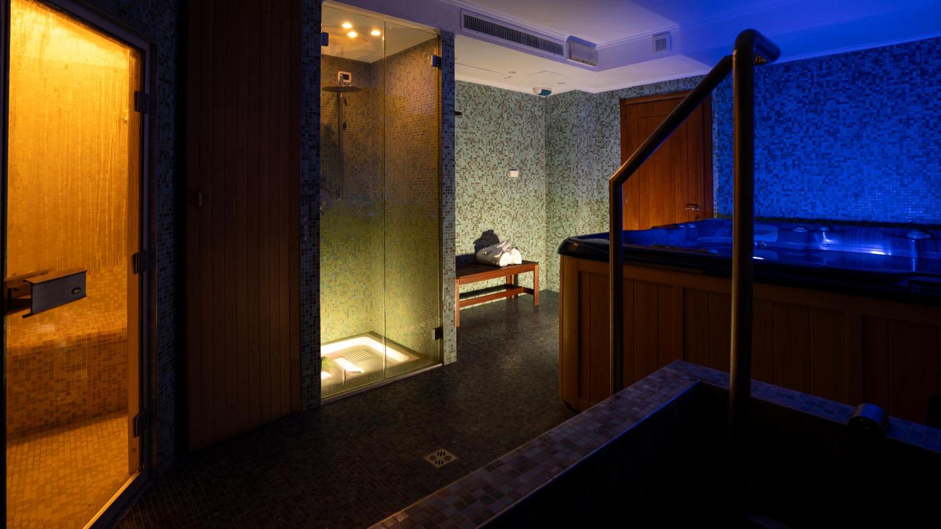 Gardone Palace Hotel 4
