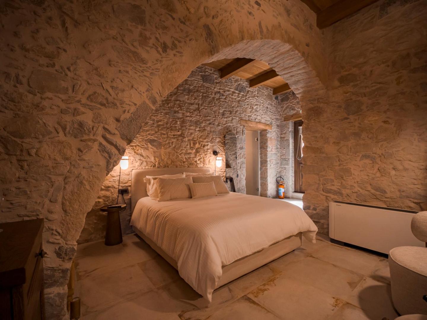 Santa Veneranda Suites "by Checkin" 3