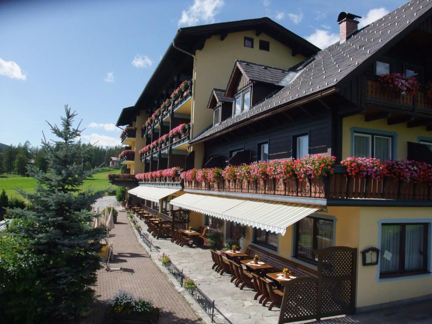 Ferienhotel Knollhof 8