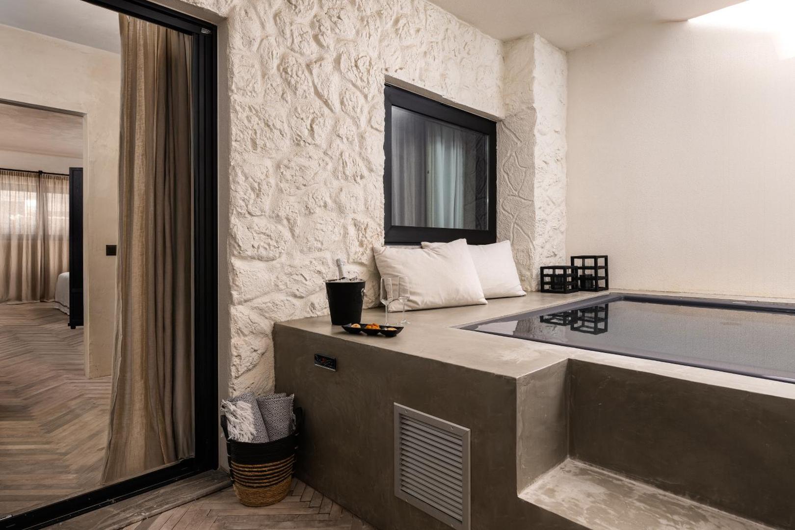 Abella Suites Embonas 4