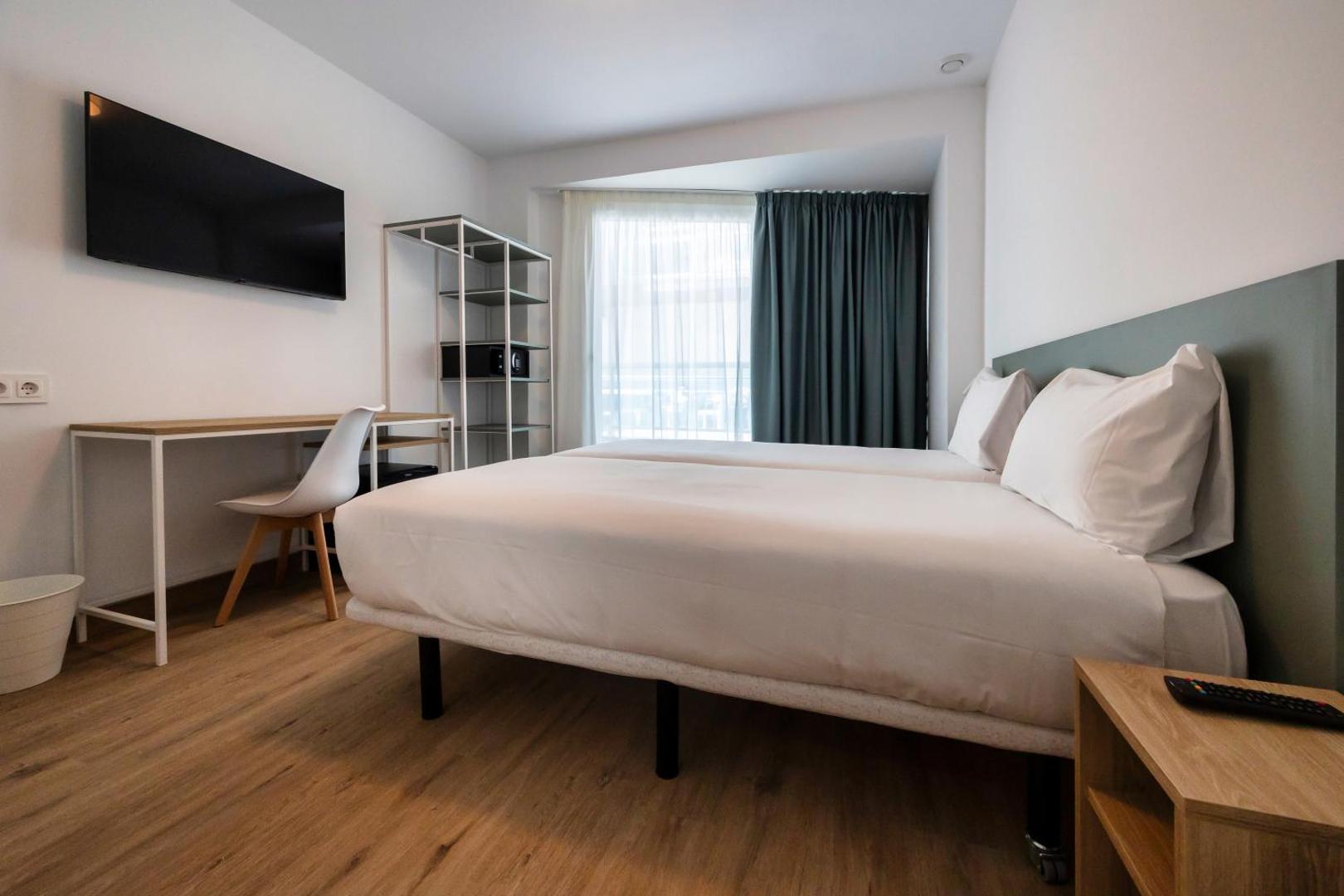Hotel Calella by Beatriz Hoteles 7