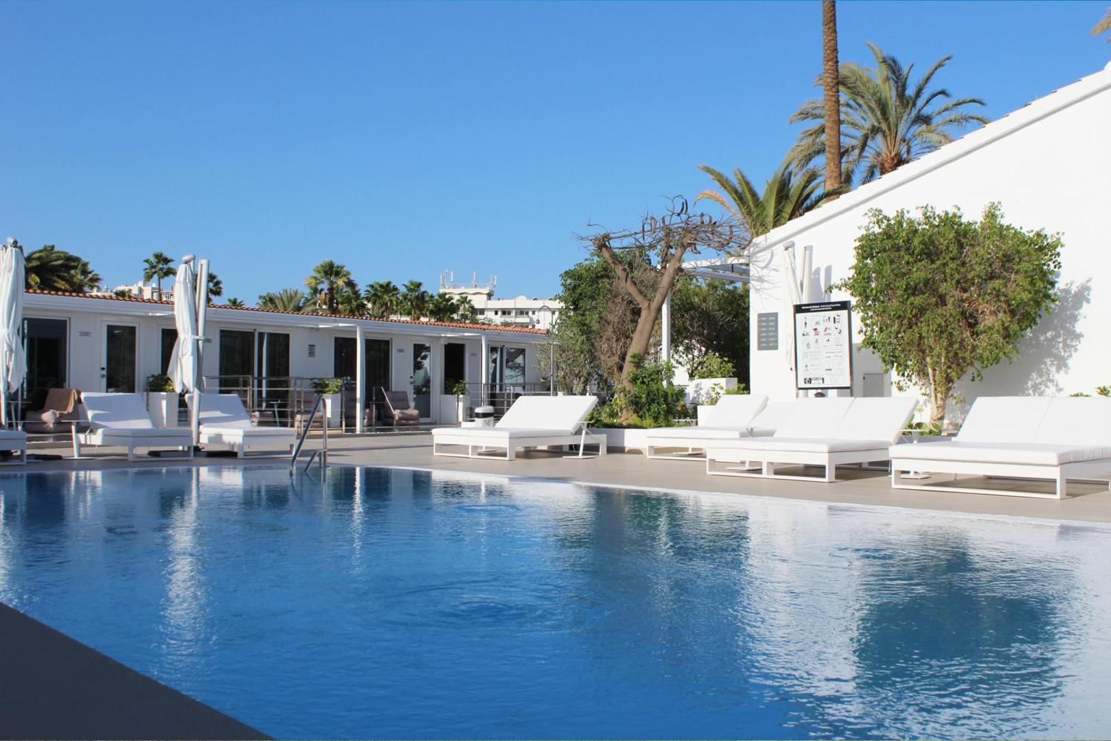 HL Miraflor Suites Hotel 5