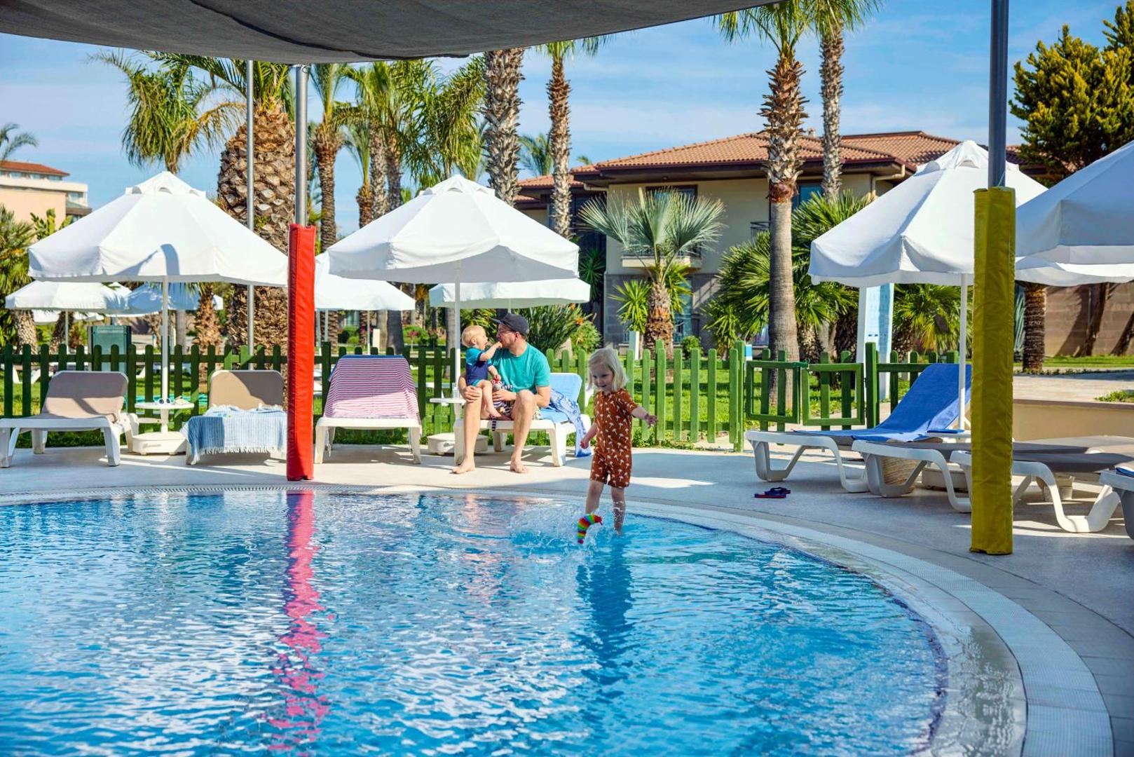 TUI BLUE Palm Garden 5