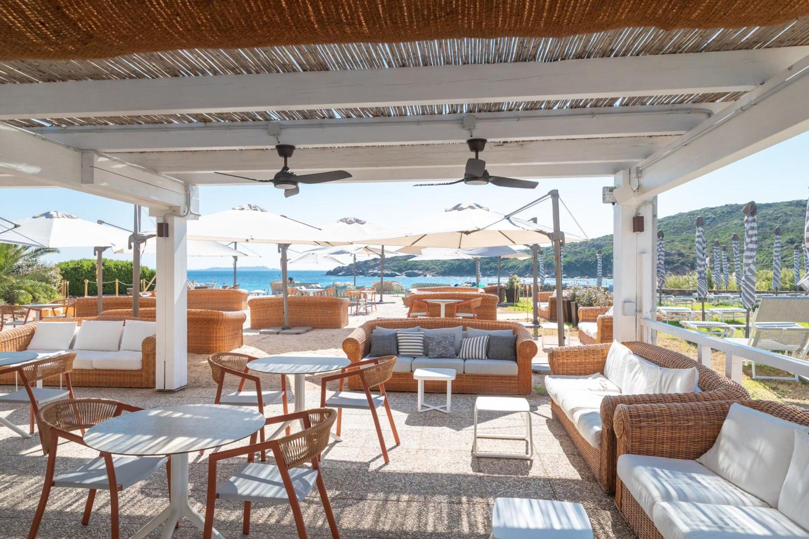 Mangia's Sardinia Resort 8