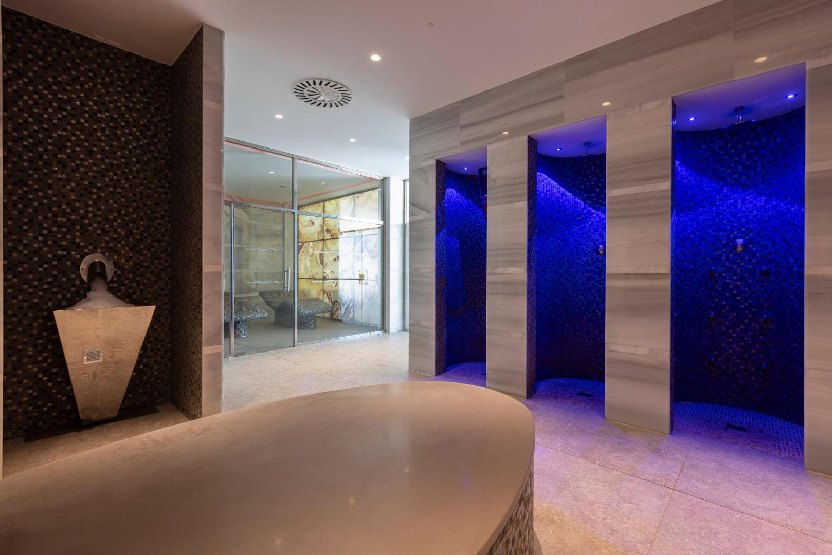 Hipotels Barrosa Palace & Spa 3
