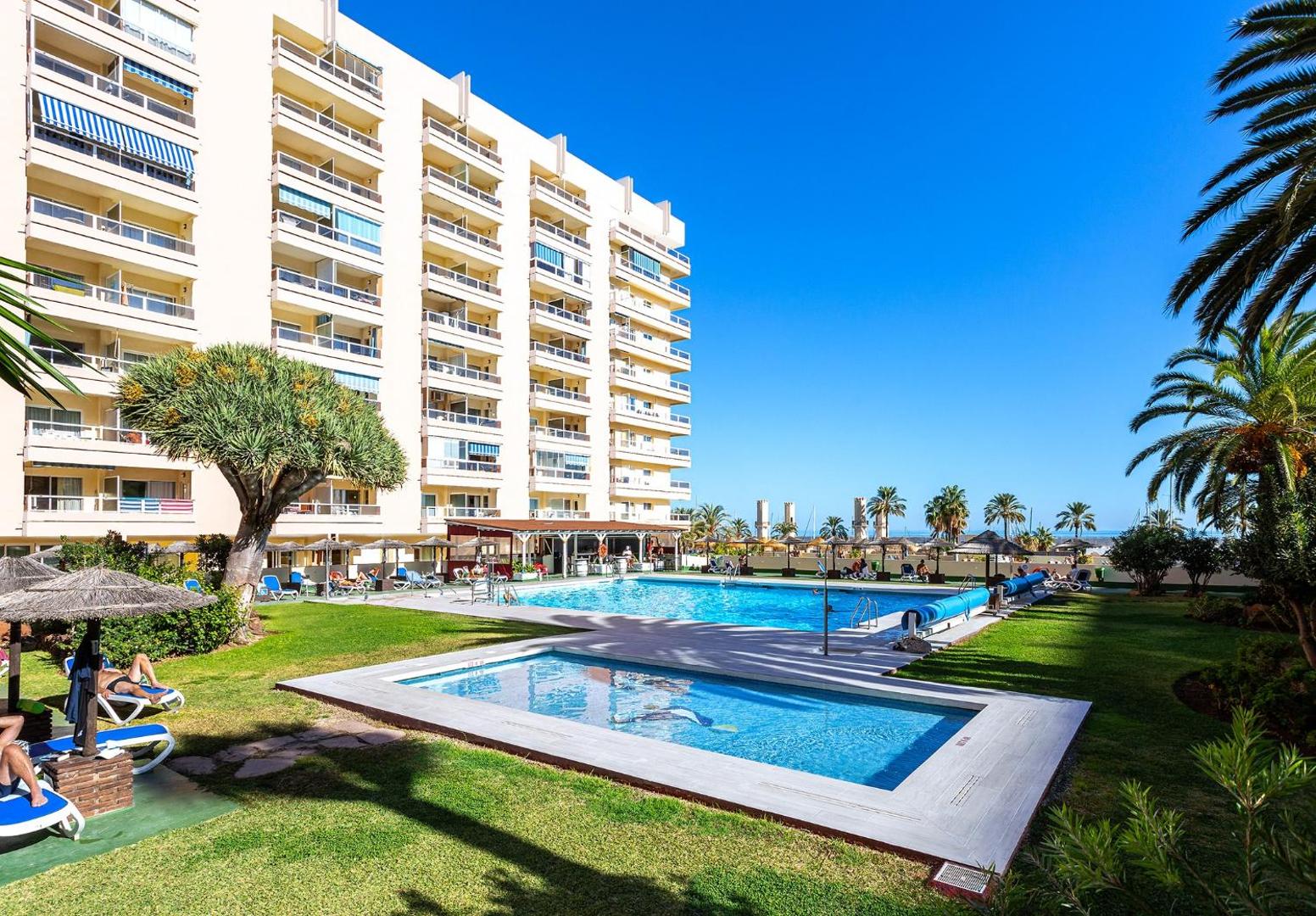 Hotel Apartamentos Pyr Fuengirola 2