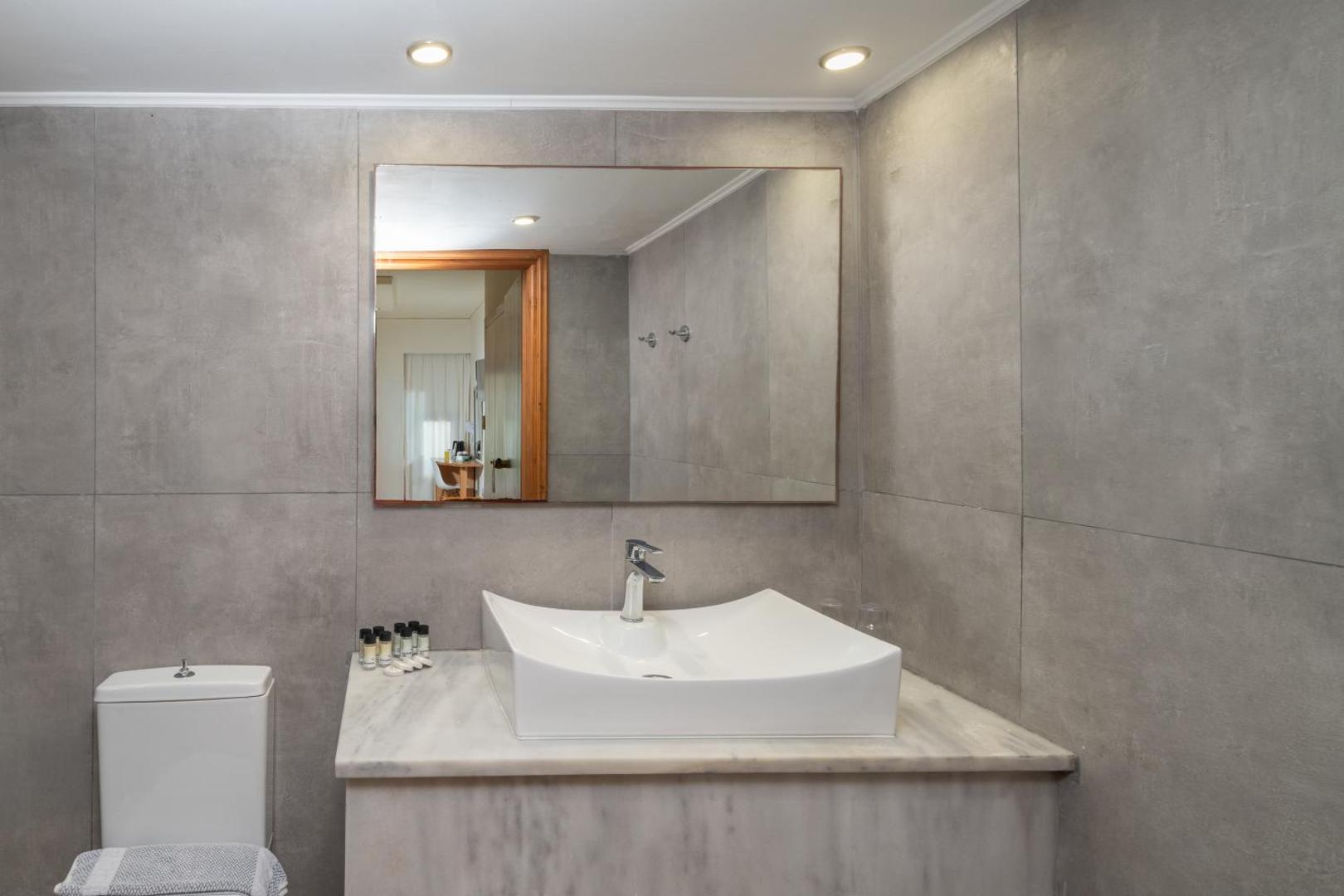 Themis Beach Hotel 4