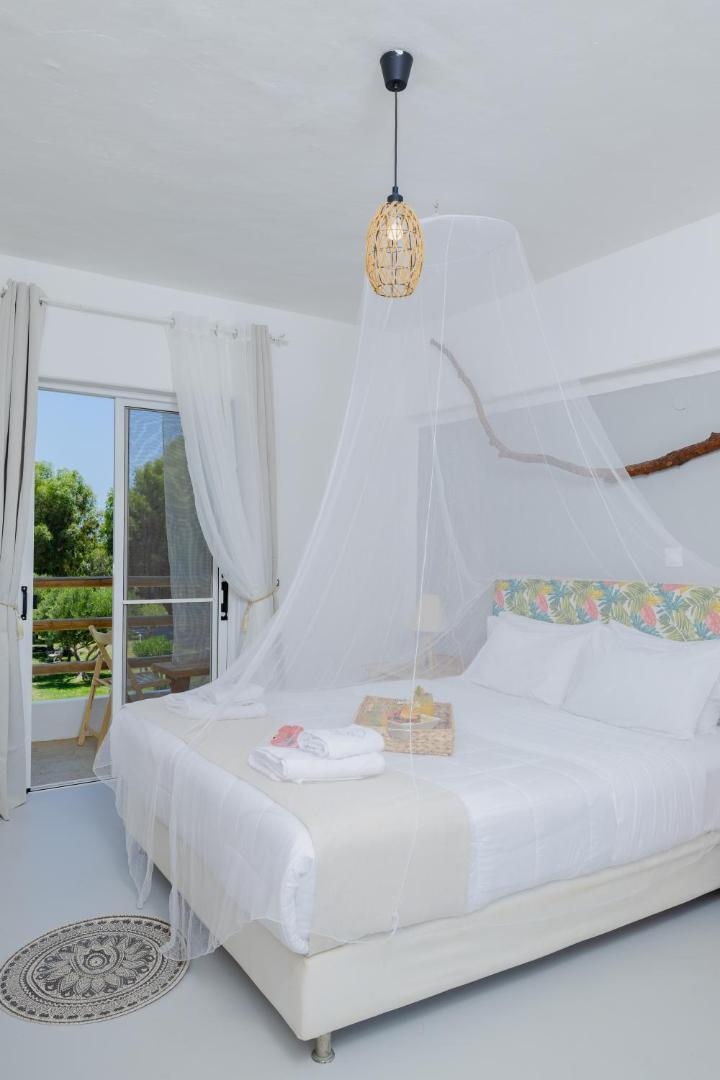 Eco Beach And Magic Garden Hotel 8