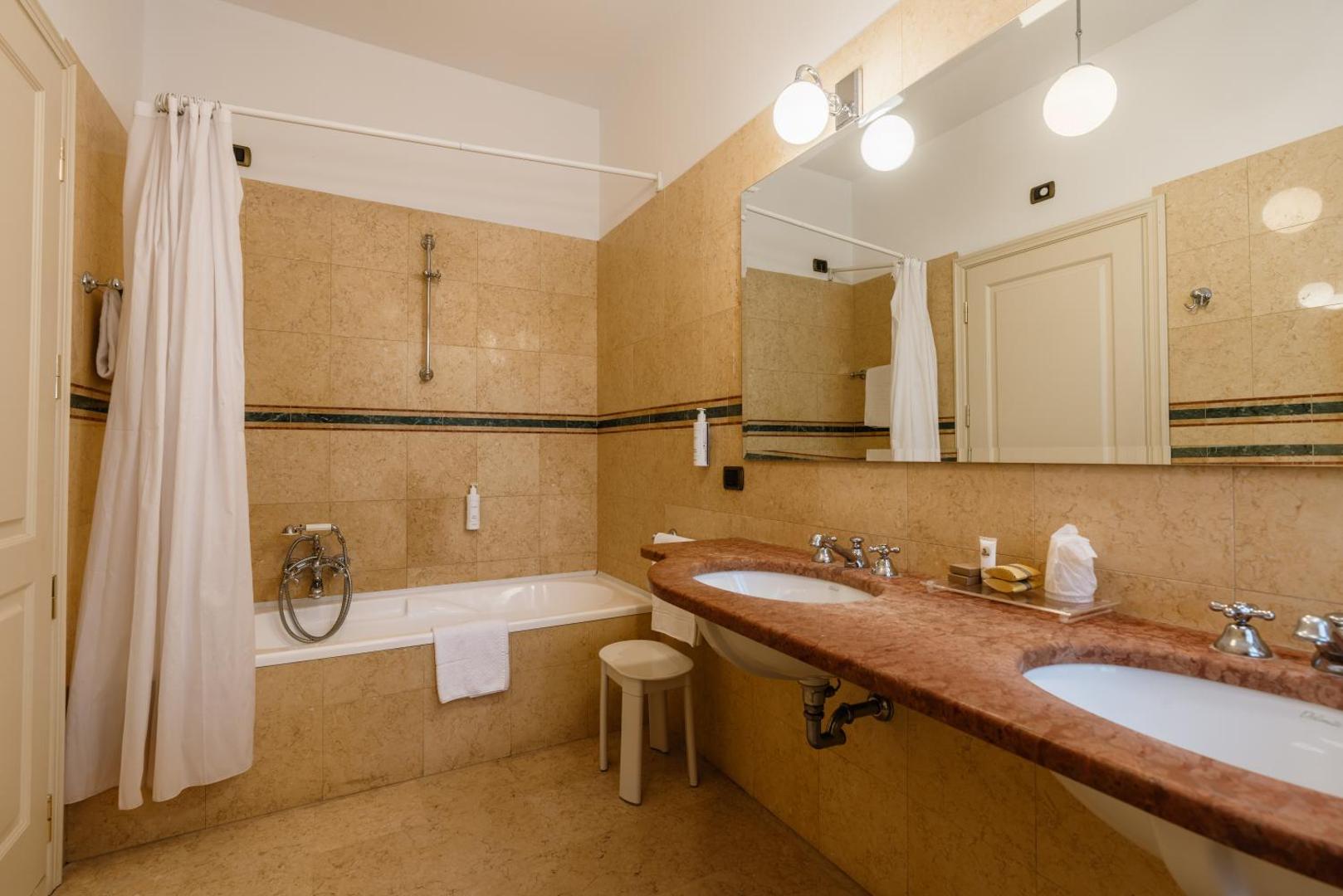 Villa Sofia Hotel 4