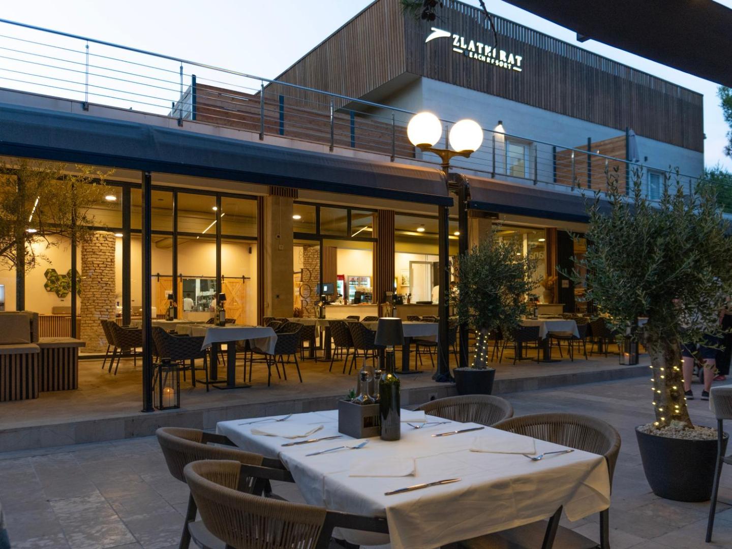 Zlatni Rat Beach Resort 5