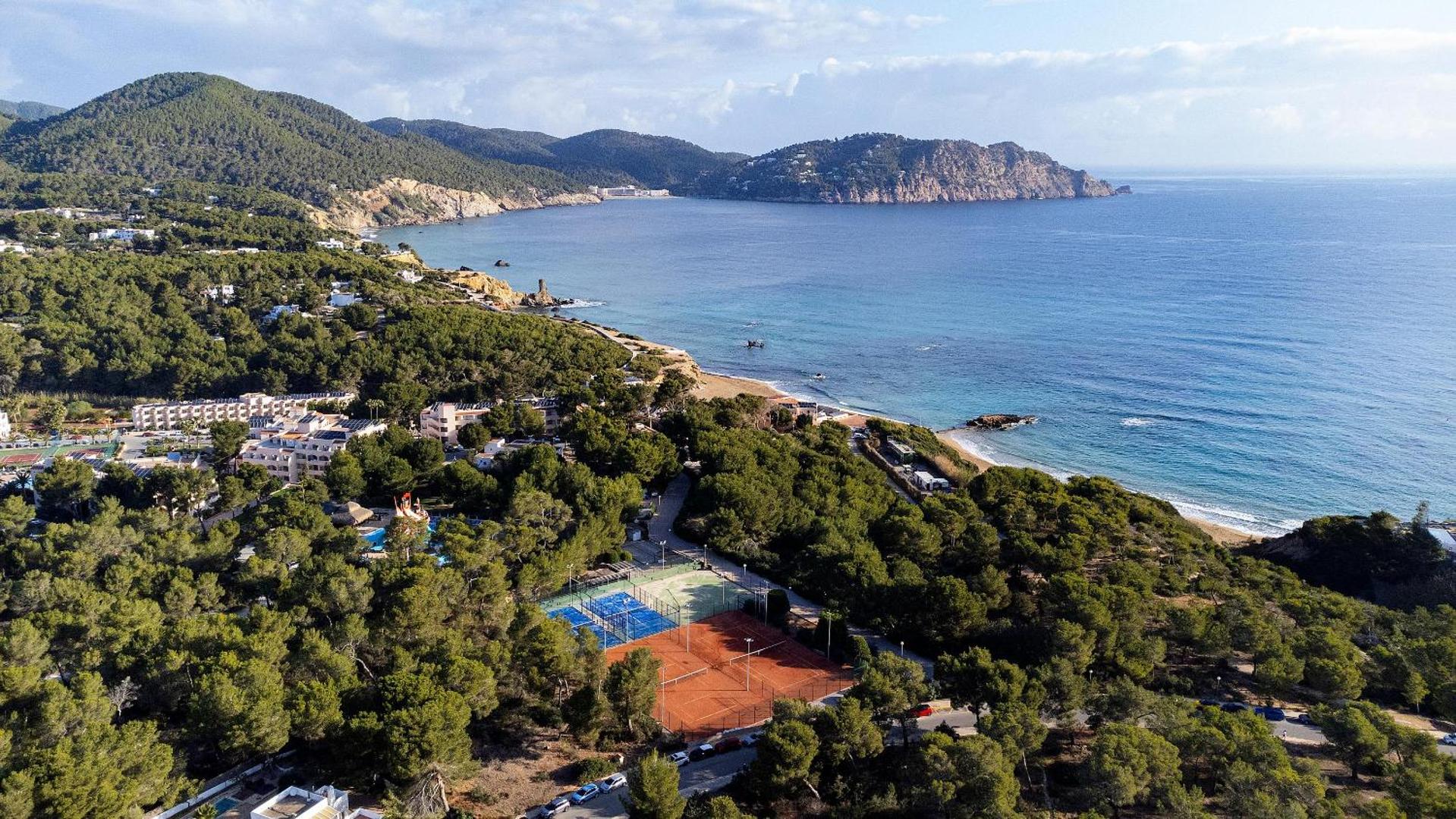 Invisa Hotel Club Cala Verde, Platja d'es Figueral ... 6