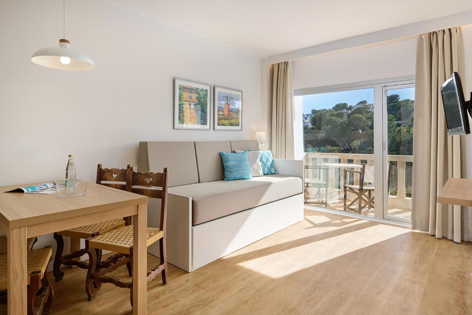 Hotel Apartamentos Cala Santanyi 7