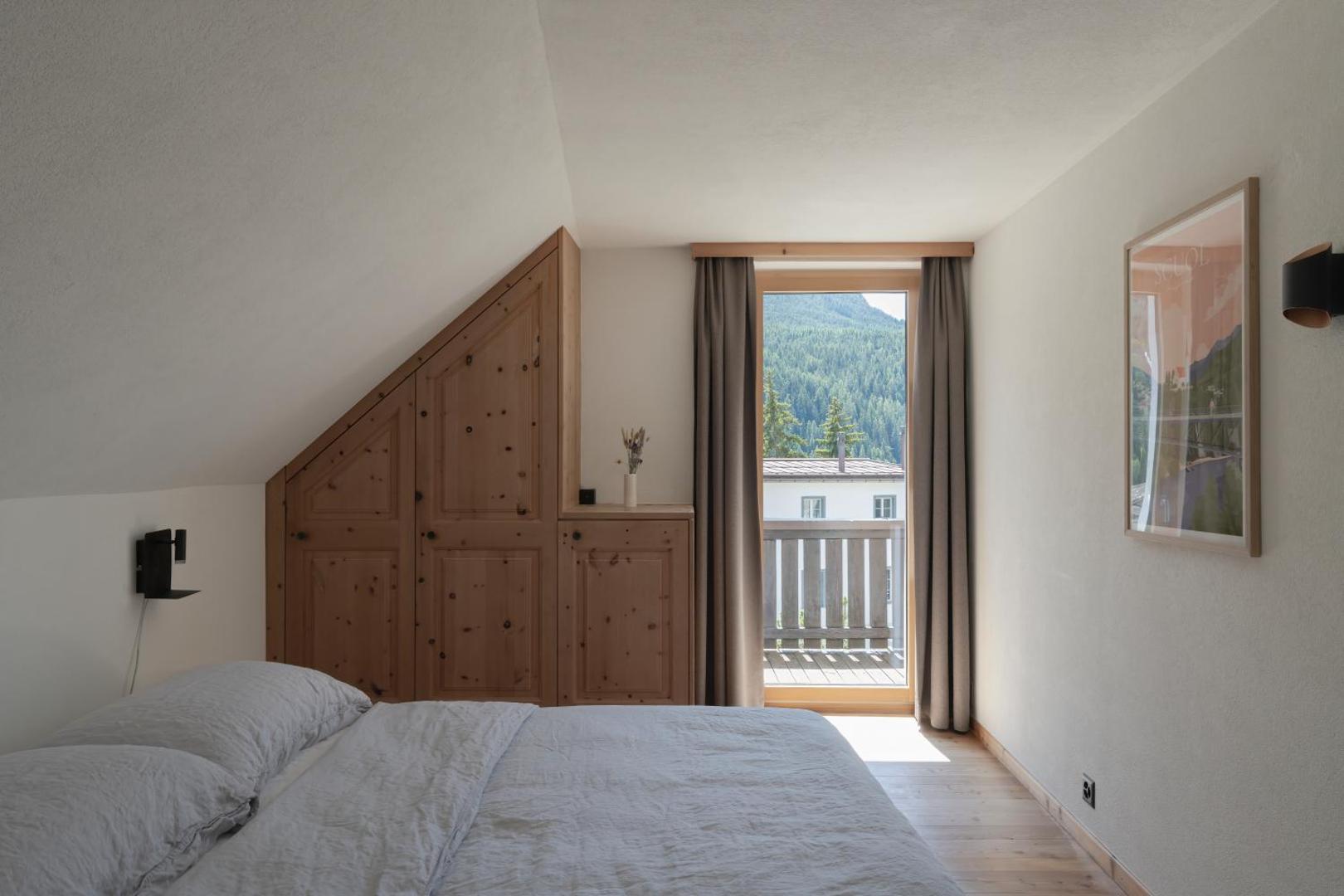 Hotel ÜJA 3