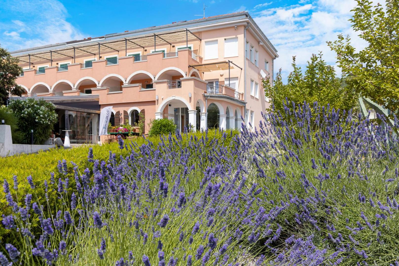 Hotel Kanajt 1