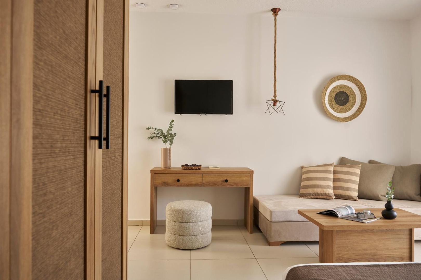 Troulis Apart-Hotel 7