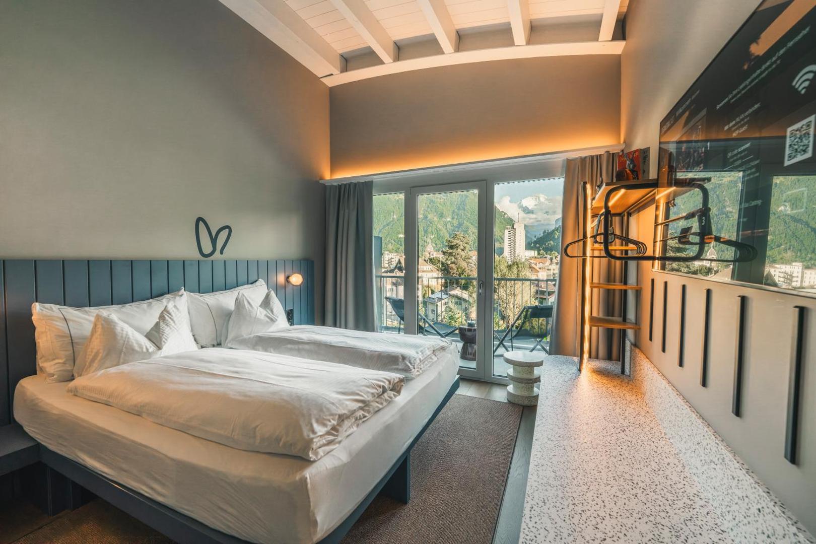 HOP Apartments & Suites 3
