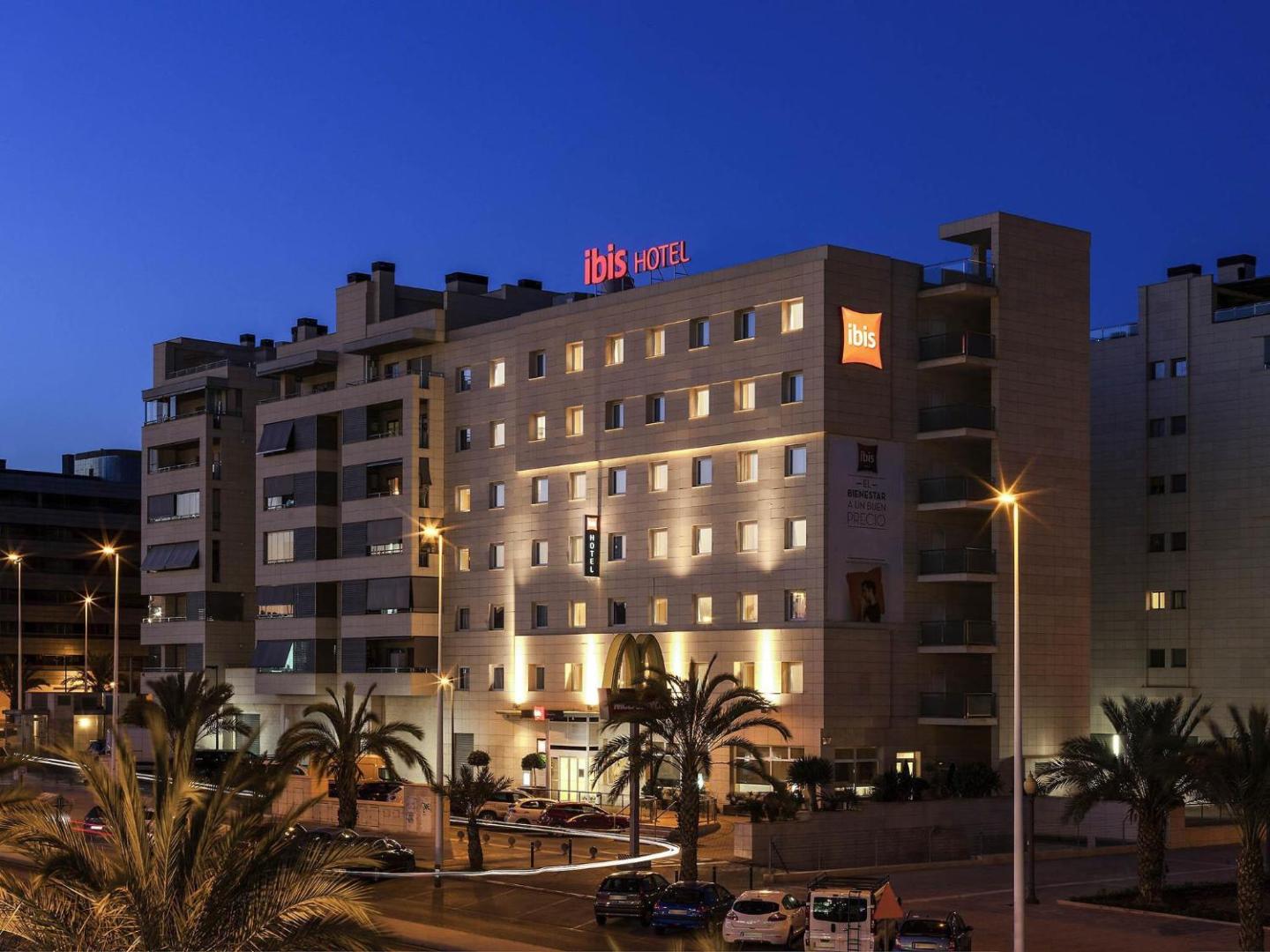 Ibis Elche 1