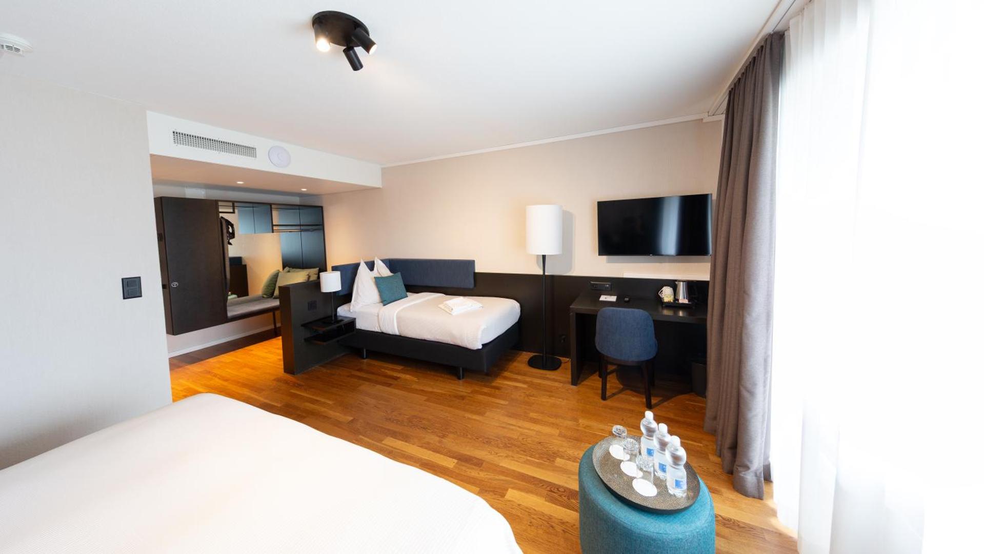 HOTEL illuster - Urban & Local 3