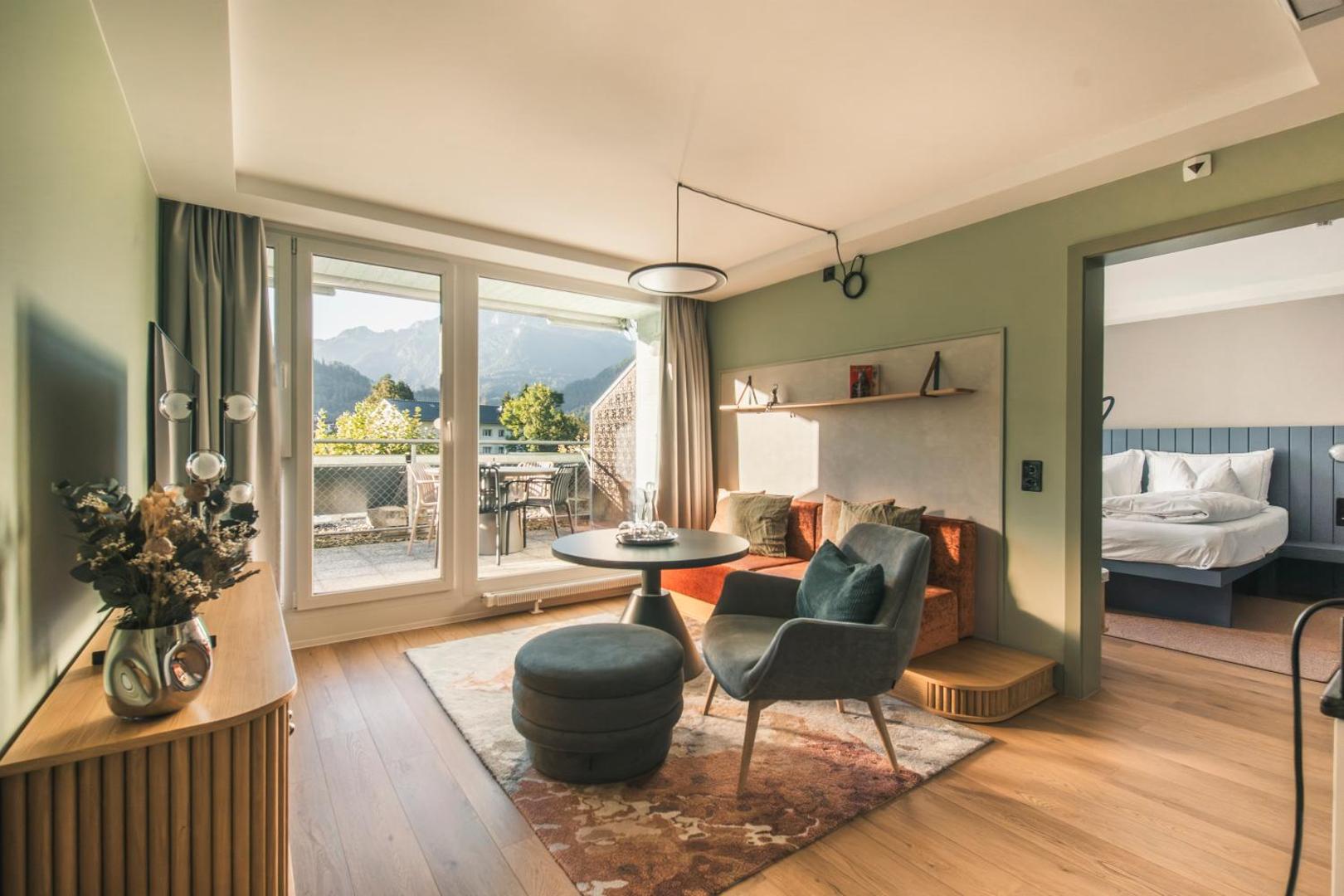 HOP Apartments & Suites 6