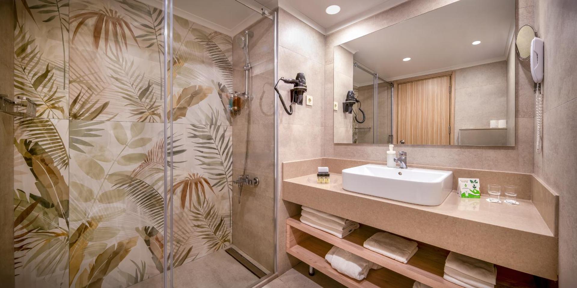Delphin Deluxe Resort 4