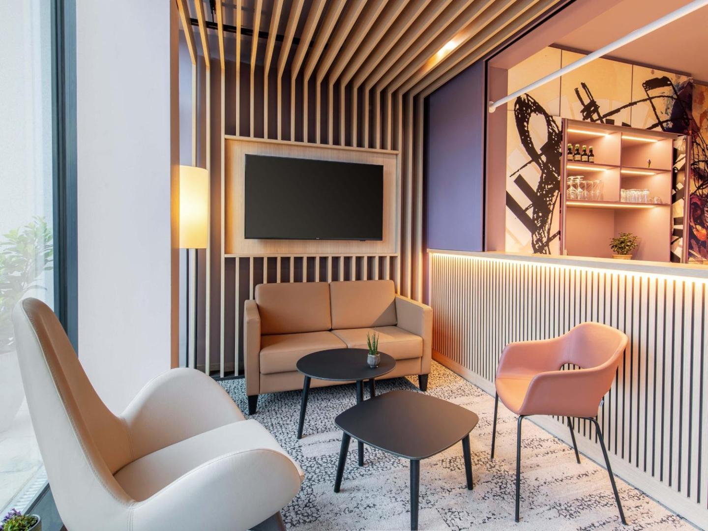 B&B HOTEL Salzburg-Süd 4