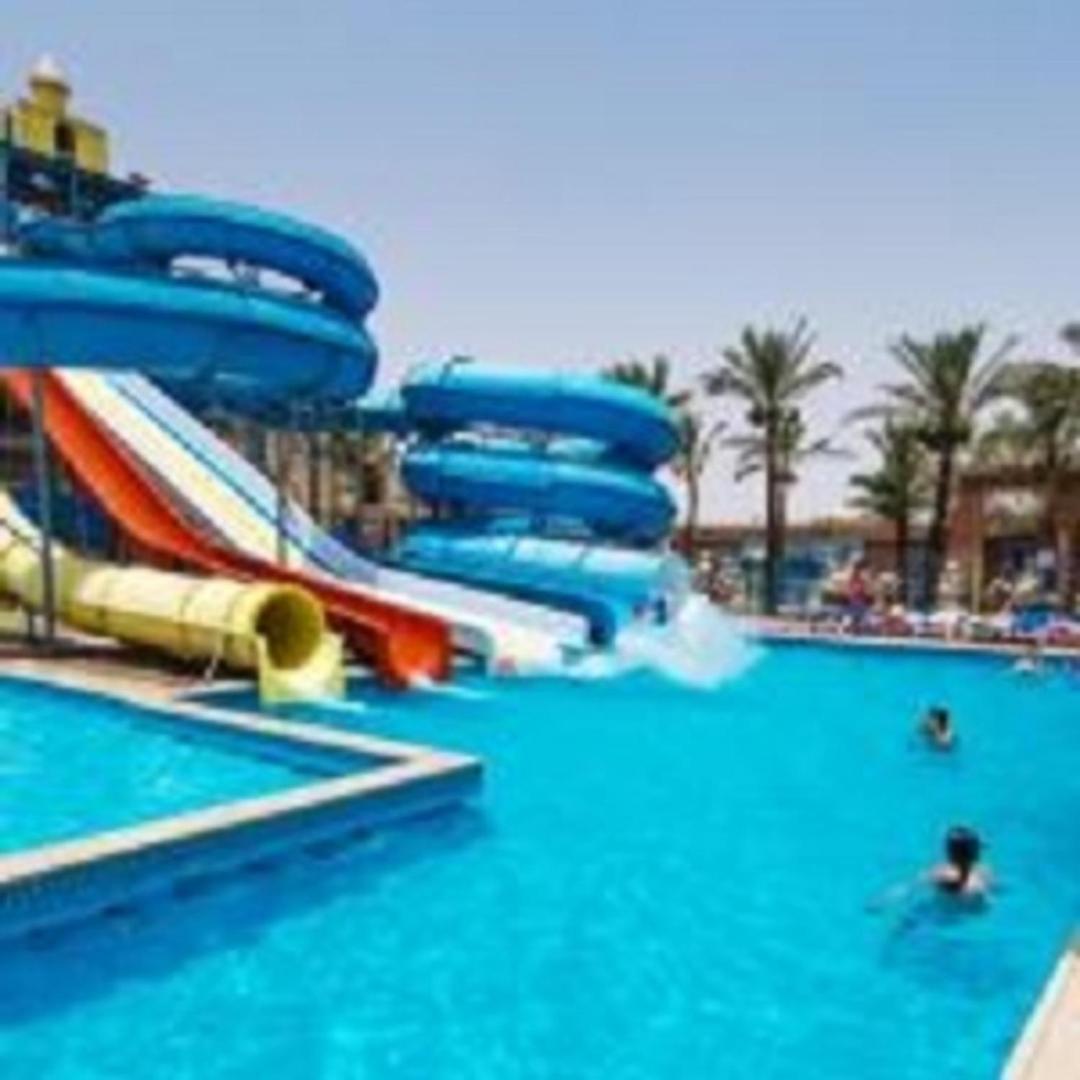 Mirage Bay Resort Aquapark SAM Suite 2