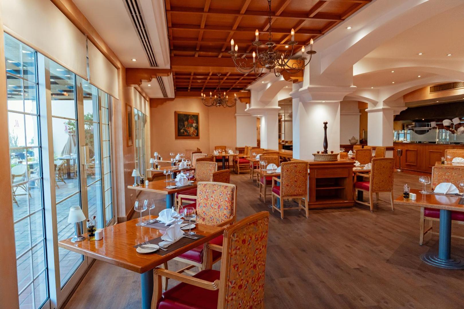 Hurghada Marriott Beach Resort 5