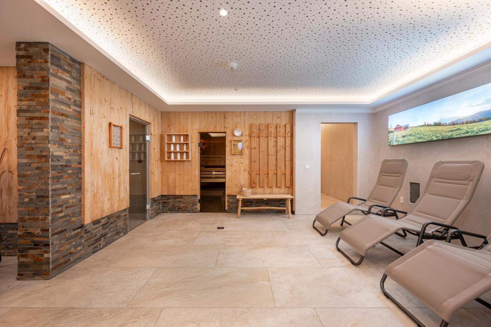 Aparthotel am Reitecksee 6