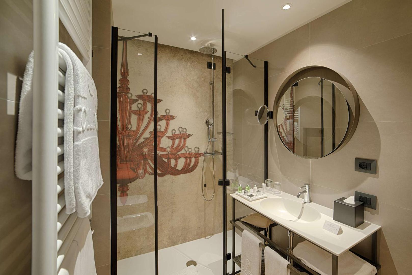 NH Collection Murano Villa 8