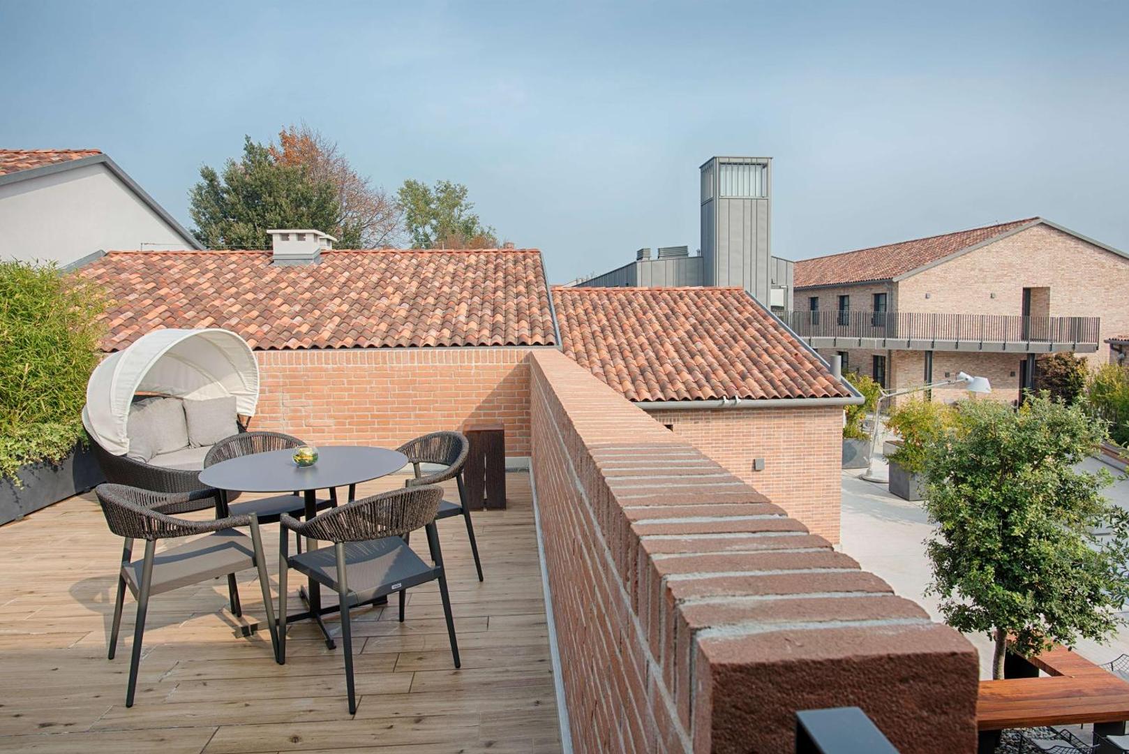 NH Collection Murano Villa 7