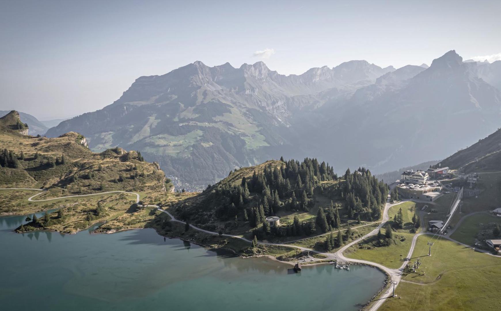 Berghotel Trübsee - Accessible Only by Cable Car 5