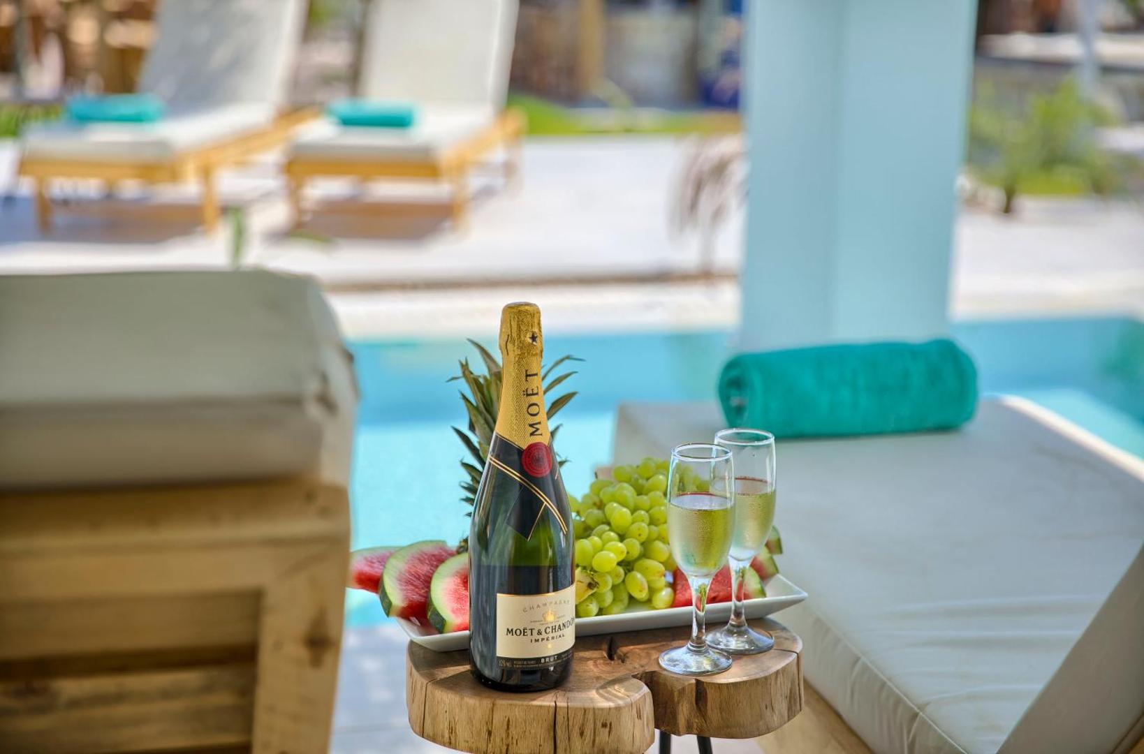 Alia Suites and Spa 4