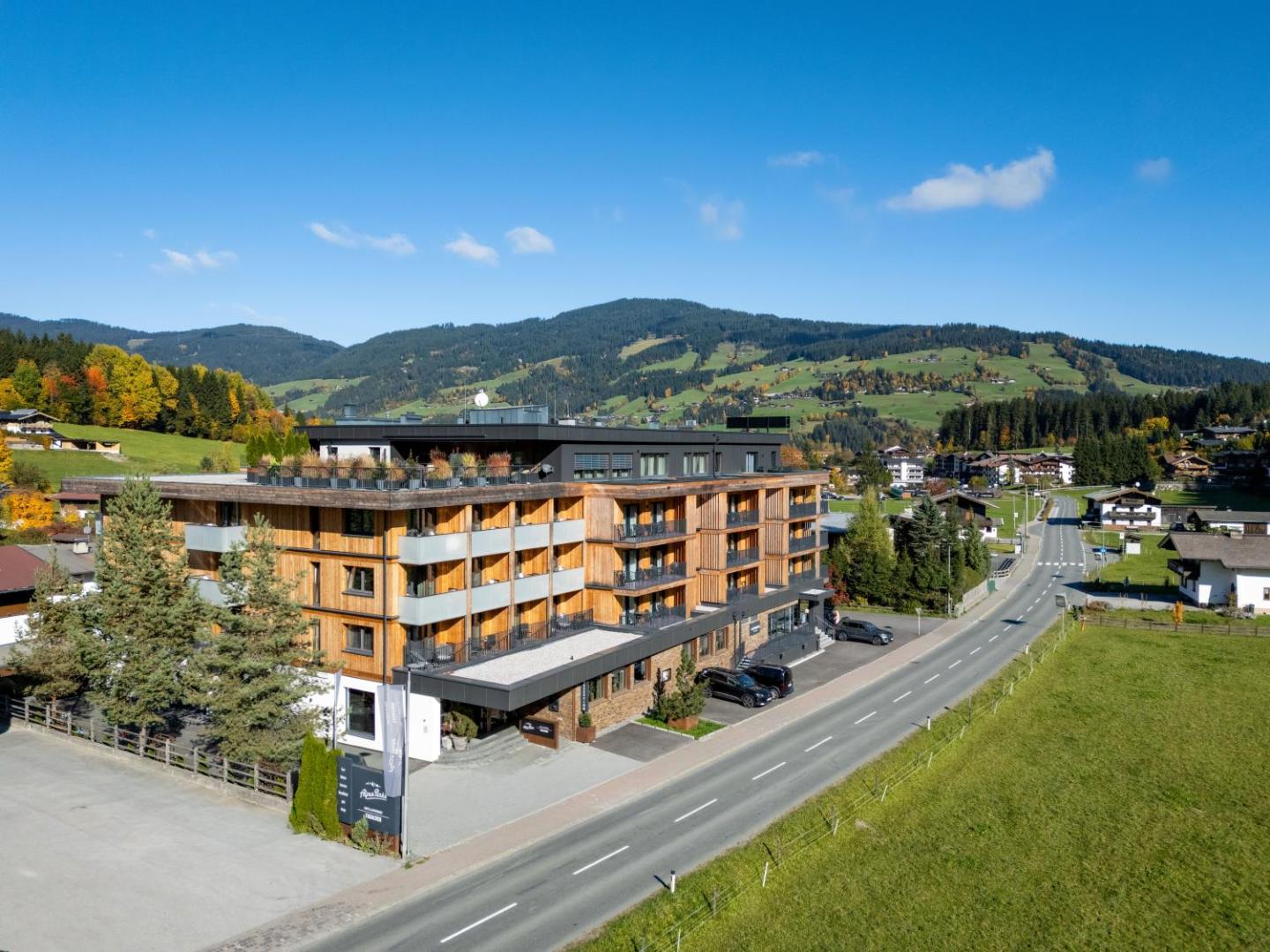 AlpenParks Hotel & Apartment Taxacher 8