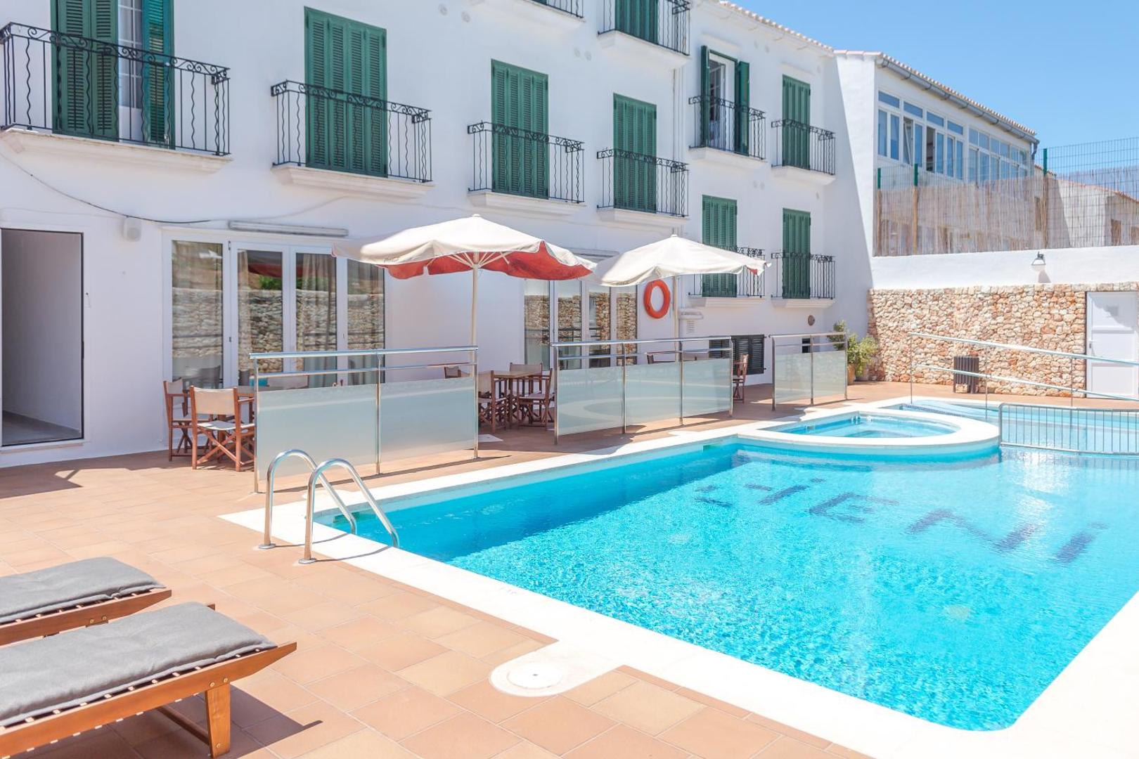Hotel Jeni & Restaurant 5