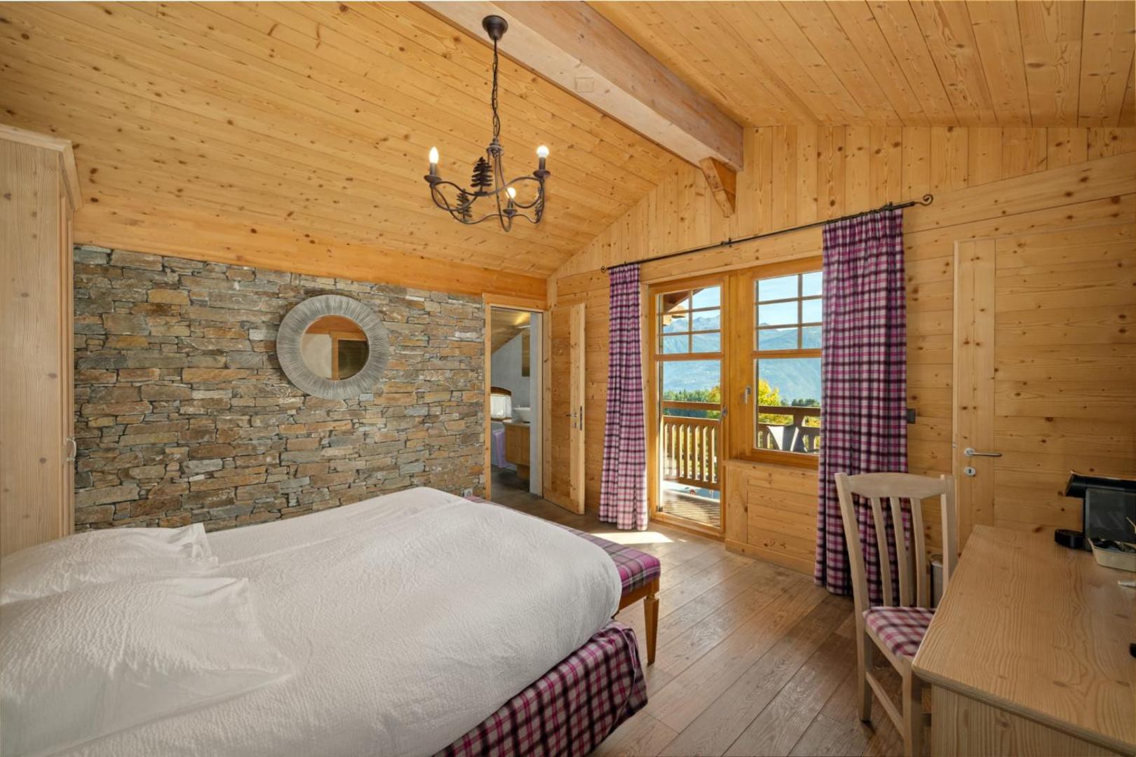 Guesthouse Hotel Between 4