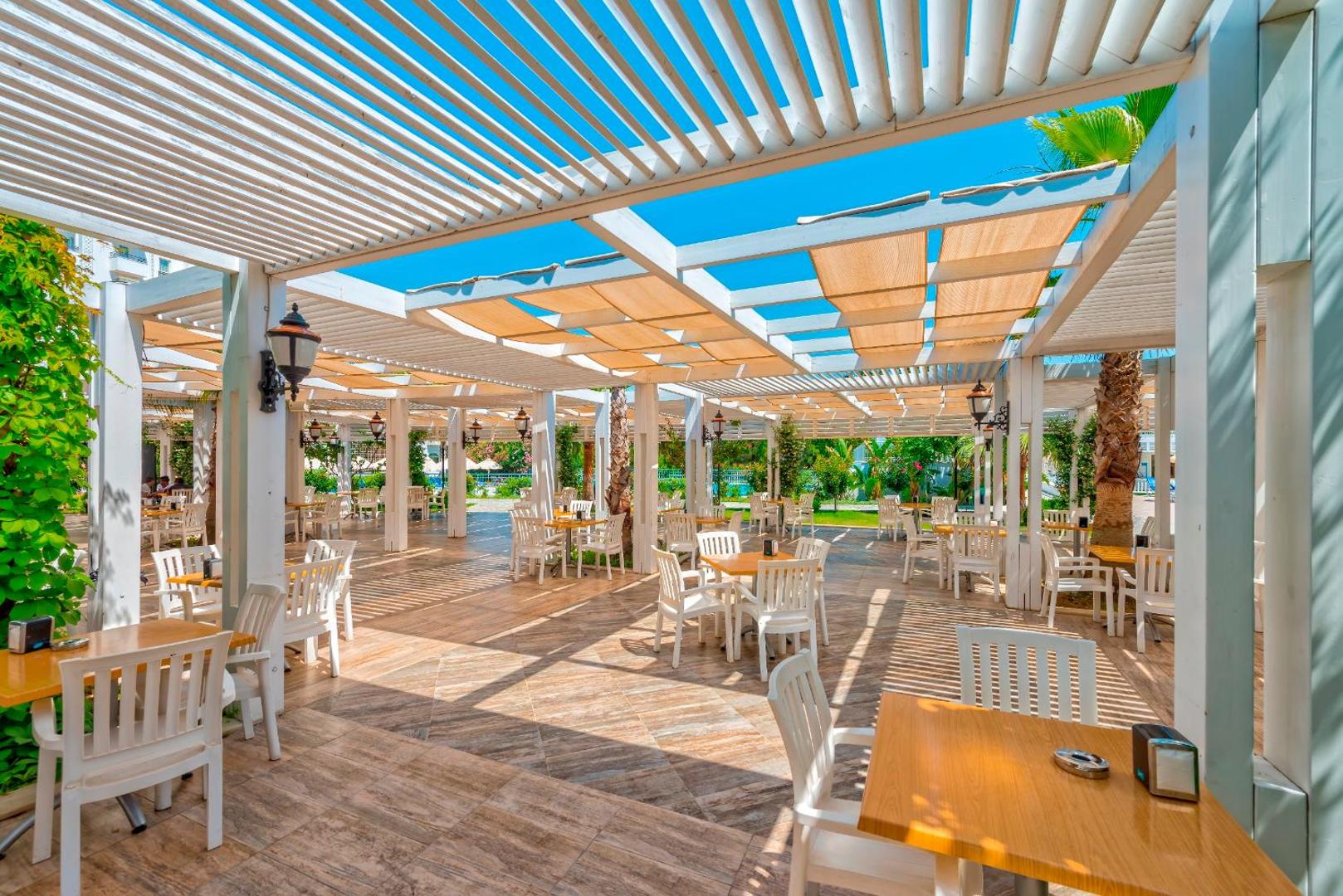 Serenis Hotel 7