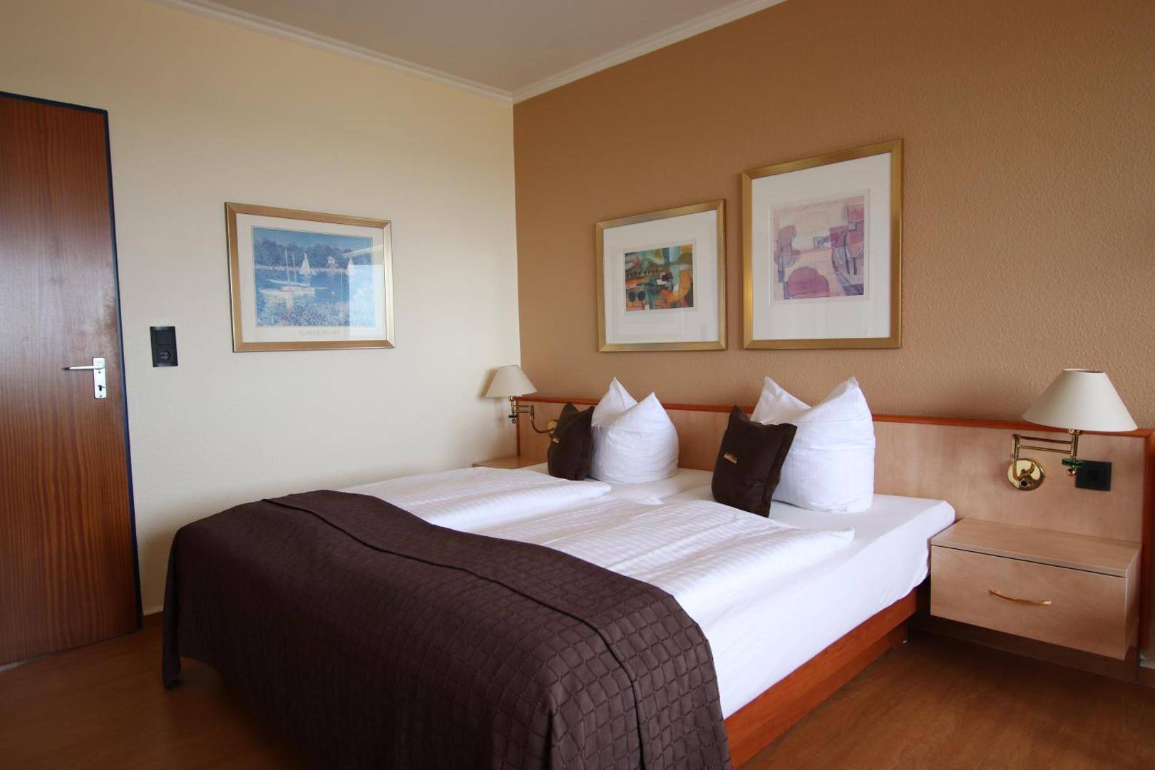 Strandhotel Dagebüll direkt an der Nordsee mit Restaurant 8