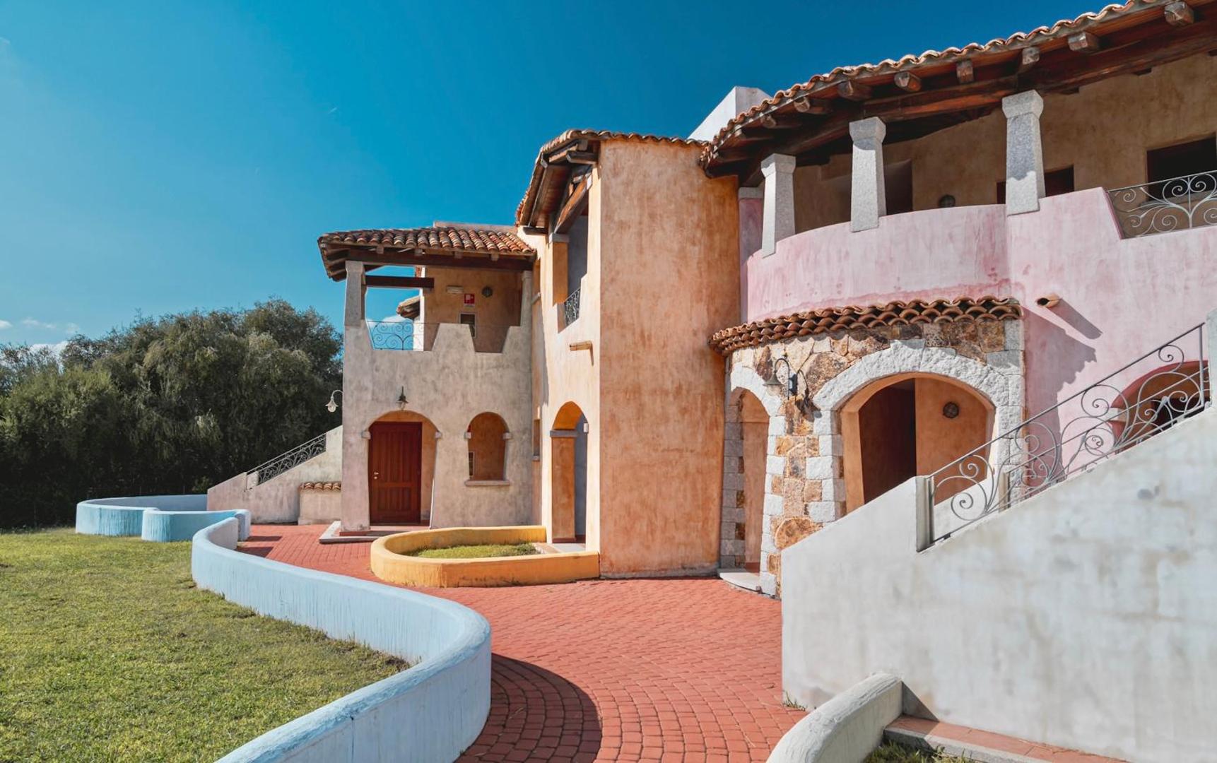 Marina Beach Residence with private beach in Marinella 3