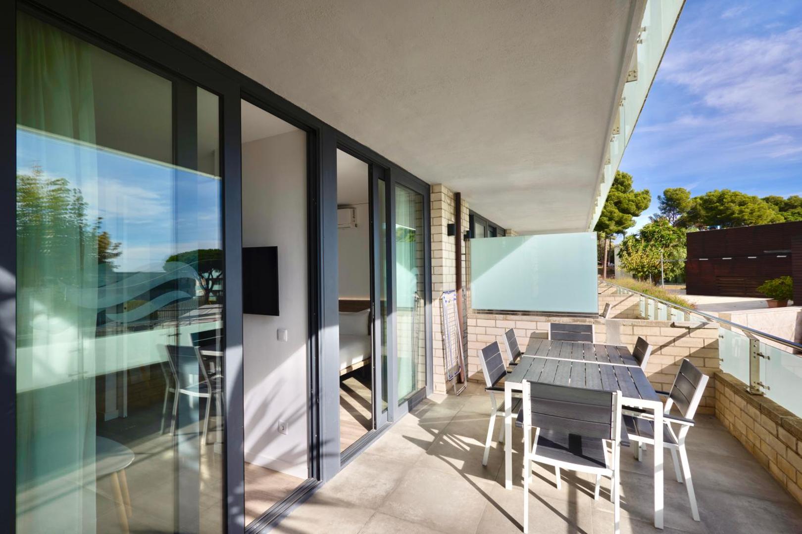 Aparthotel Comtat Sant Jordi 8