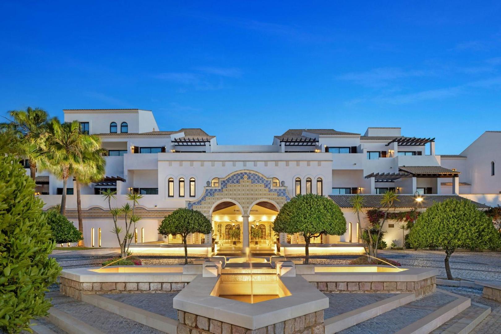 Pine Cliffs Hotel, a Luxury Collection Resort, Algarve 8