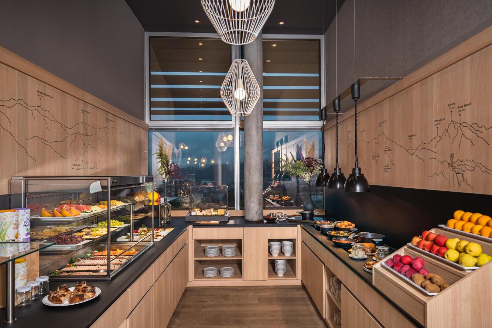 ADLERS Hotel Innsbruck 8