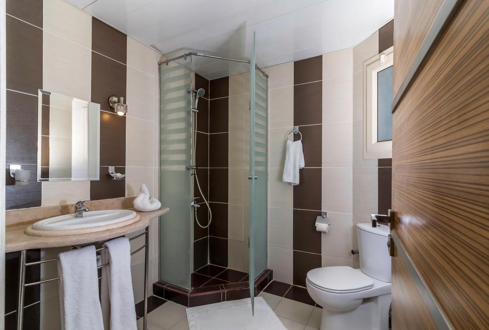 Royal Beach Boutique Hotel 4